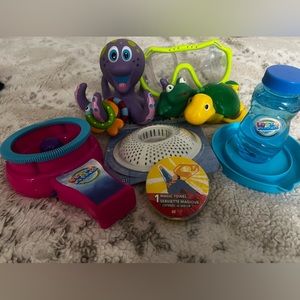 Bathroom toy/fun bundle!
